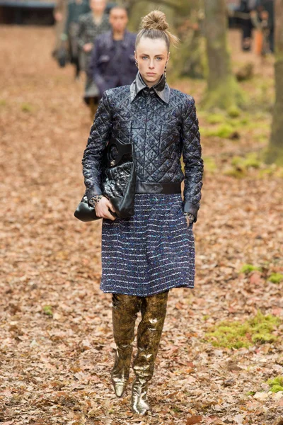Look 22
